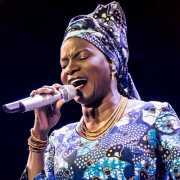 Angélique Kidjo - Wombo Lombo