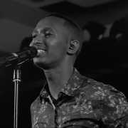 Israel Mbonyi - Urwo Rutare LIVE Lyrics 